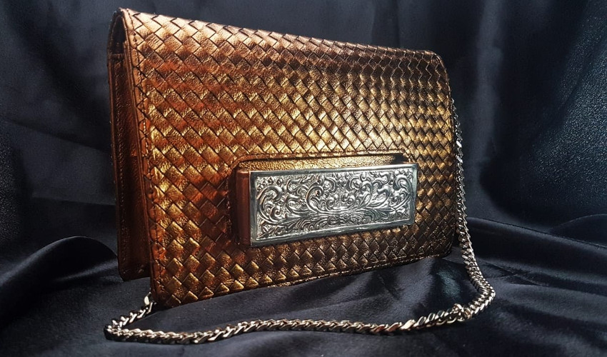 Woven handbags leather 2025